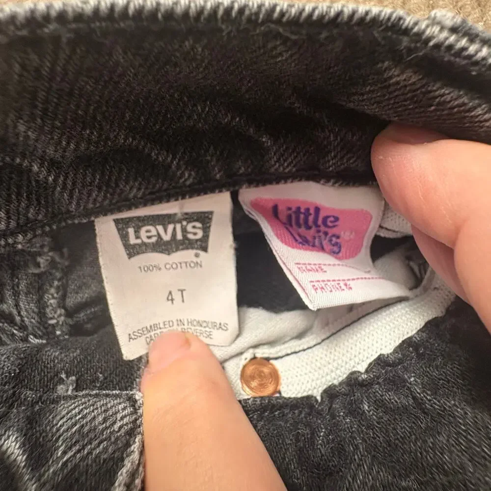 Vintage 90’s Levi’s Toddler 4T tapered waist Orange Tab Little Levi’s